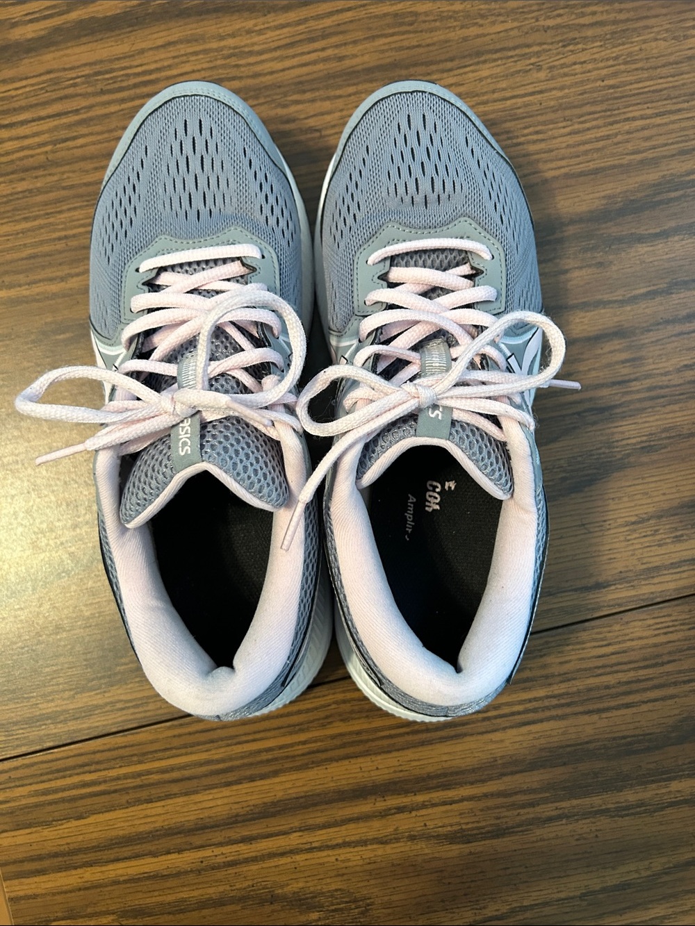 ASICS women’s Gel Contend 7 Light Gray and Pink Women’s Running Sneakers